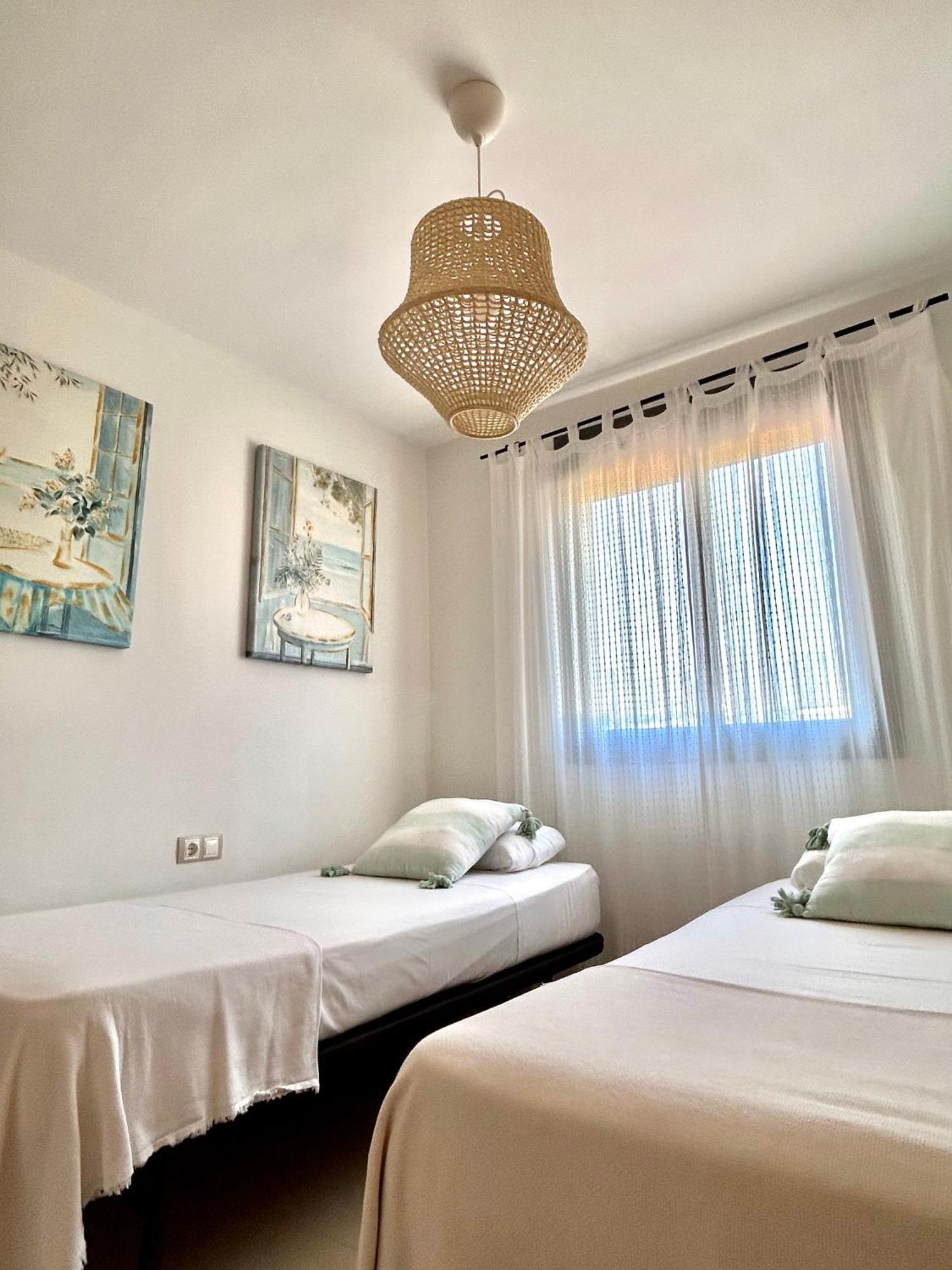 Apartamento Veranoazul Нерха Екстериор снимка